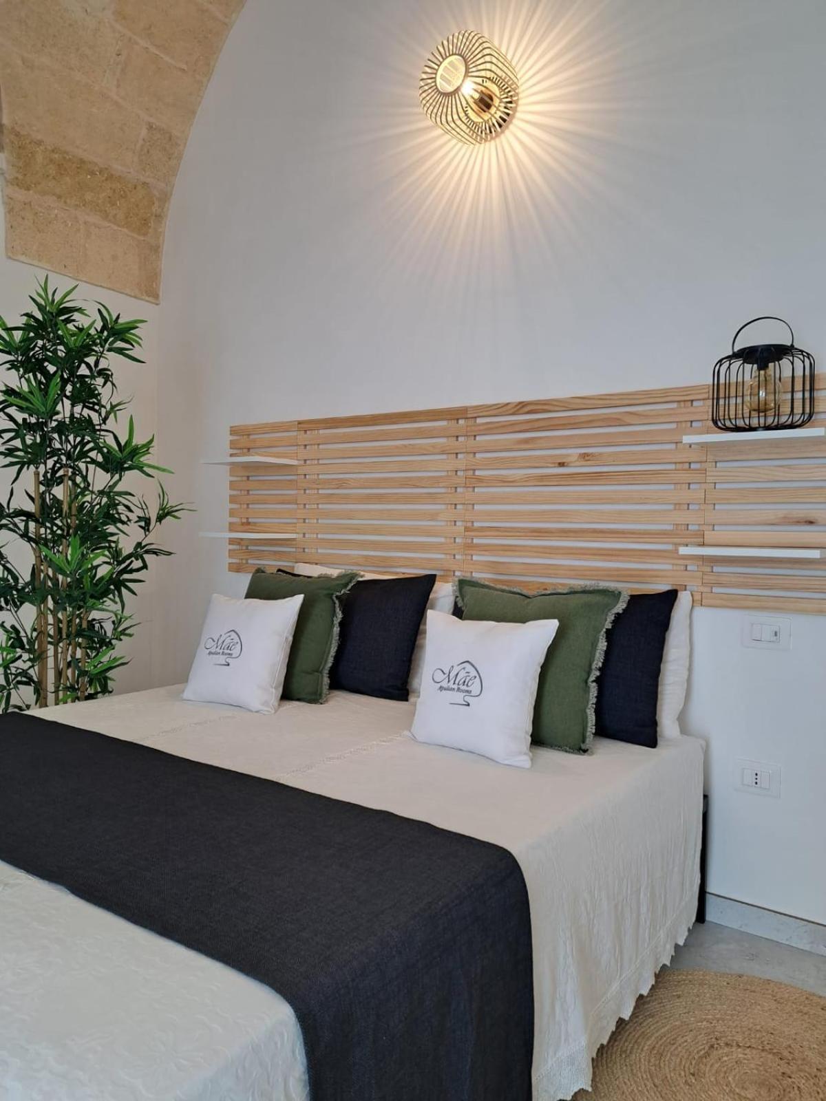 Mae Apulian Rooms กร็อตตาเย ภายนอก รูปภาพ