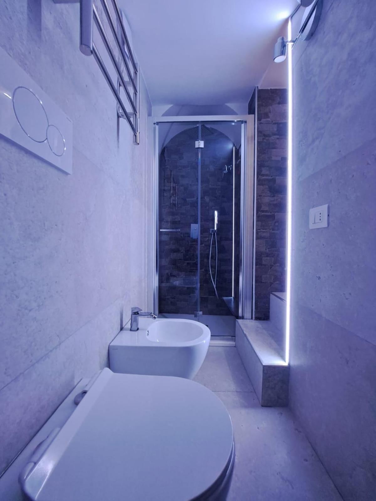 Mae Apulian Rooms กร็อตตาเย ภายนอก รูปภาพ