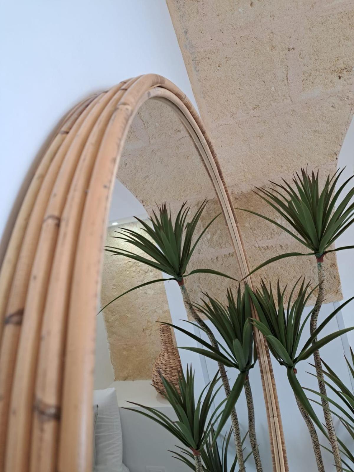 Mae Apulian Rooms กร็อตตาเย ภายนอก รูปภาพ