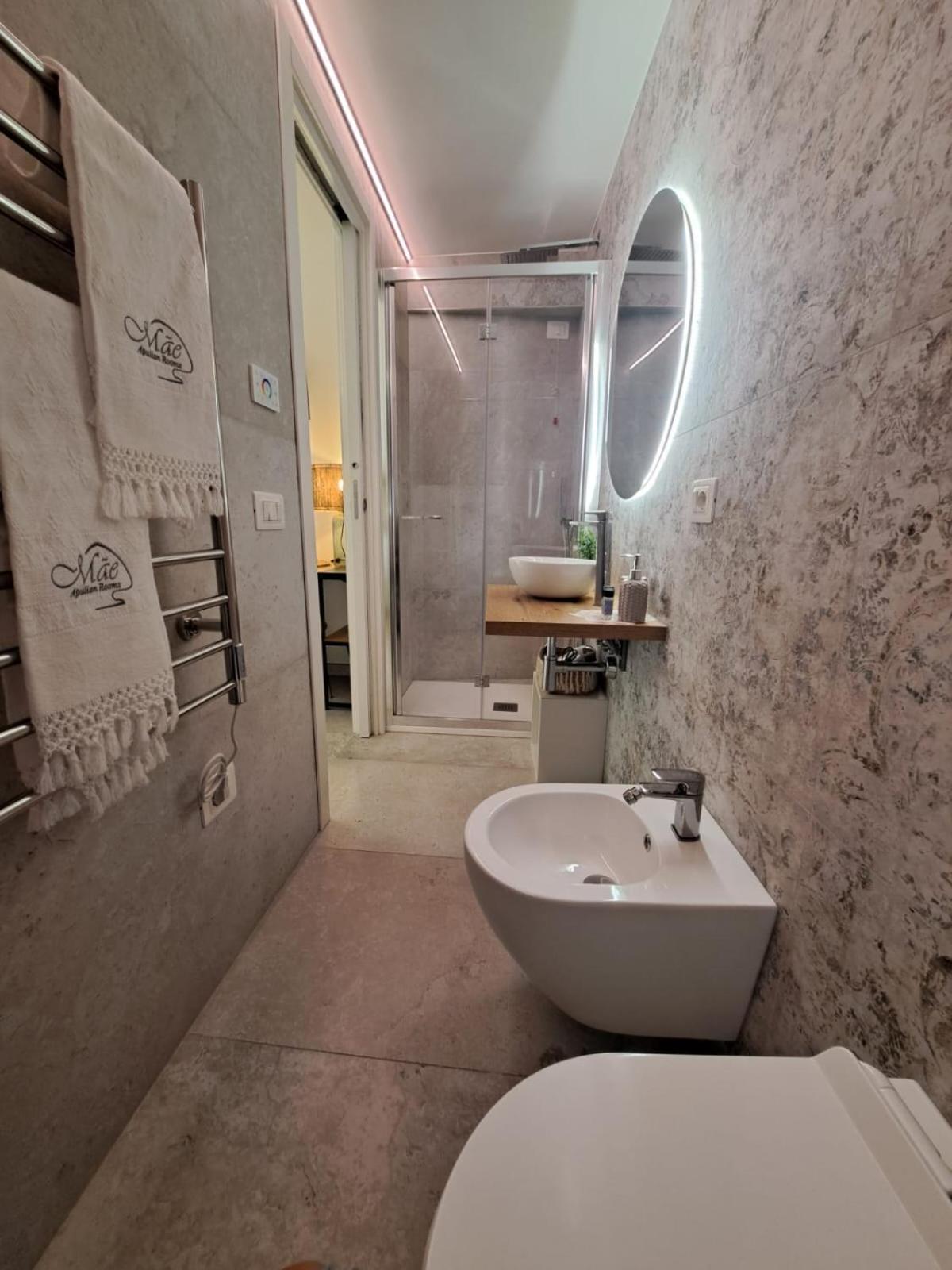 Mae Apulian Rooms กร็อตตาเย ภายนอก รูปภาพ