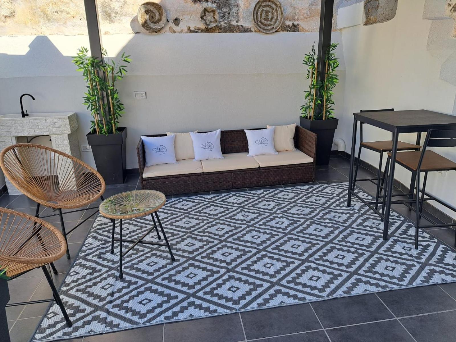 Mae Apulian Rooms กร็อตตาเย ภายนอก รูปภาพ